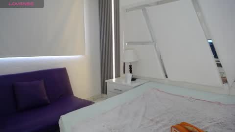 mia_garcia28 online show from May 12, 1:52 pm