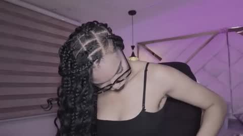 Mia online show from February 21, 3:07 am