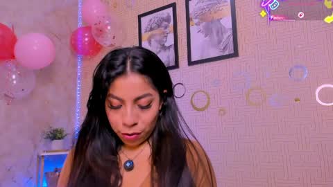Mia online show from March 25, 1:00 am