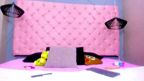 Snapshot of mia_hornny chatting on January 13, 1:38 pm Mia online show from January 13, 1:38 pm