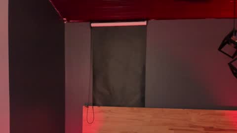 Snapshot of mia_jagger chatting on December 27, 1:53 am Val online show from December 27, 1:53 am