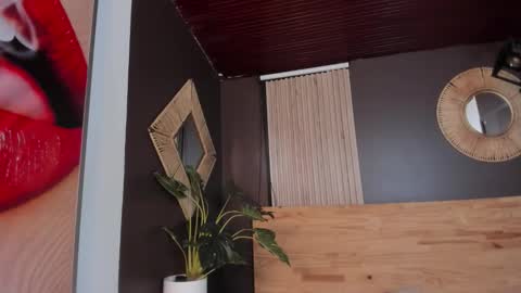 Snapshot of mia_jagger chatting on September 27, 11:48 am Val online show from September 27, 11:48 am