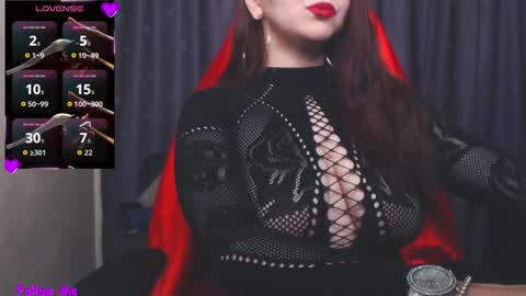 Snapshot of mia_joy8 chatting on October 25, 8:11 am MiaJoy online show from October 25, 8:11 am