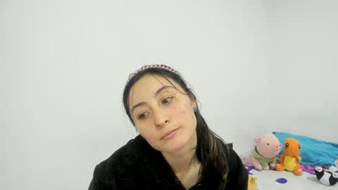 Snapshot of mia_kanee chatting on December 21, 7:24 am mia kaneee online show from December 21, 7:24 am