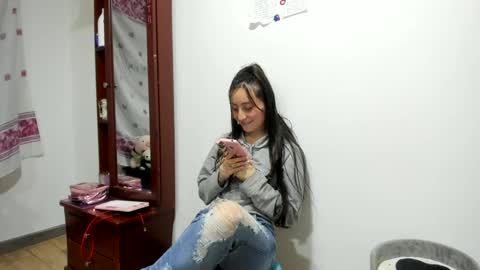 Snapshot of mia_kanee chatting on January 12, 12:49 am mia kaneee online show from January 12, 12:49 am