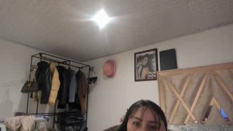 Snapshot of mia_kanee chatting on October 2, 12:17 am mia kaneee online show from October 2, 12:17 am