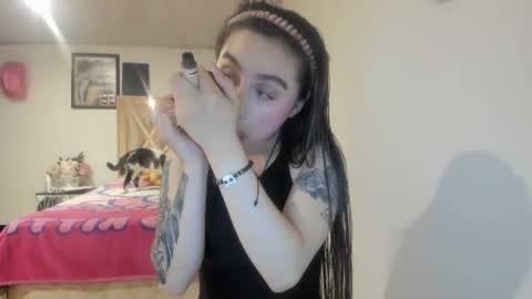 Snapshot of mia_kanee chatting on October 25, 10:26 pm mia kaneee online show from October 25, 10:26 pm