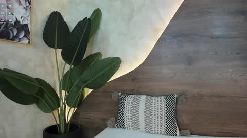 mia_lacy online show from February 2, 7:25 pm