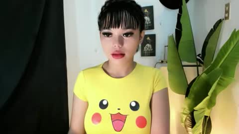 Snapshot of mia_lover9 chatting on May 26, 2:07 am M I A online show from May 26, 2:07 am