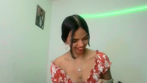 mia lucy 21 online show from November 12, 7:46 pm