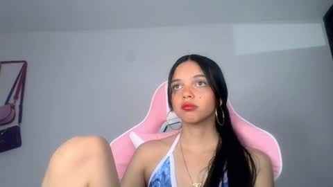 mia lucy 21 online show from July 31, 1:49 am