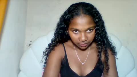 mia_lunah online show from August 1, 4:17 pm