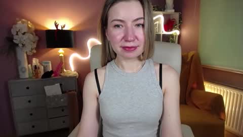 Snapshot of mia_luxx92 chatting on January 10, 11:11 am Mia online show from January 10, 11:11 am