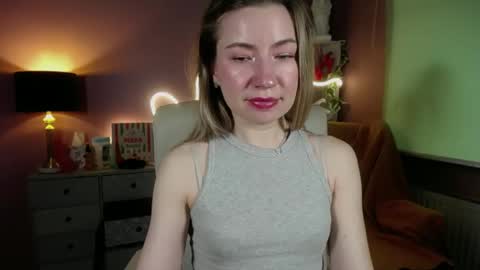 Snapshot of mia_luxx92 chatting on February 28, 11:58 am Mia online show from February 28, 11:58 am