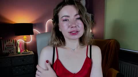 Snapshot of mia_luxx92 chatting on November 1, 8:05 am Mia online show from November 1, 8:05 am