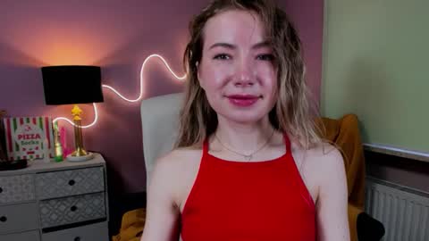 Snapshot of mia_luxx92 chatting on November 5, 7:41 am Mia online show from November 5, 7:41 am