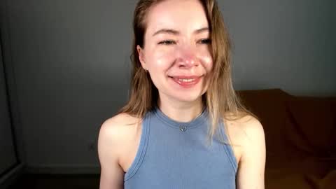 Snapshot of mia_luxx92 chatting on May 15, 7:04 am Mia online show from May 15, 7:04 am