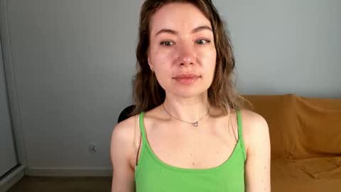 Snapshot of mia_luxx92 chatting on May 16, 7:05 am Mia online show from May 16, 7:05 am