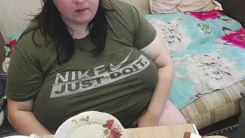mia_muv online show from June 1, 7:43 am