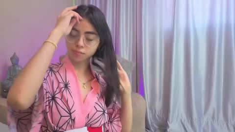 Snapshot of mia_naive chatting on June 7, 12:20 pm Mia online show from June 7, 12:20 pm