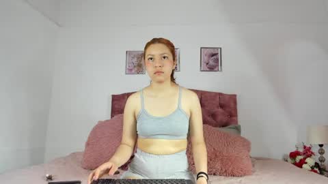 Snapshot of mia_nova5 chatting on May 30, 12:13 pm mia_nova5 online show from May 30, 12:13 pm