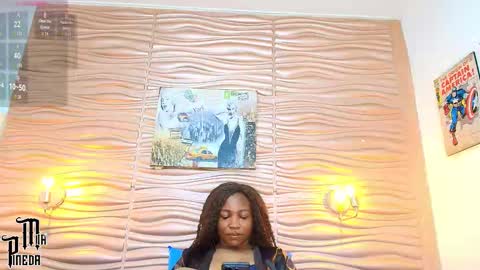 Snapshot of mia_pineda chatting on September 20, 10:22 pm Mariana online show from September 20, 10:22 pm