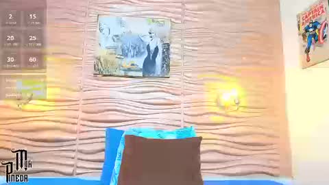 Snapshot of mia_pineda chatting on September 26, 5:17 pm Mariana online show from September 26, 5:17 pm