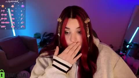 Mia online show from May 19, 2:01 pm