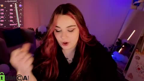 Mia online show from June 5, 1:12 am