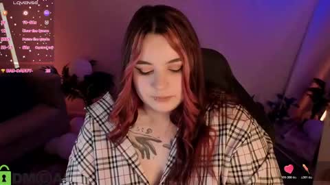 Mia online show from June 6, 2:05 am