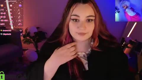 Mia online show from June 12, 1:04 am