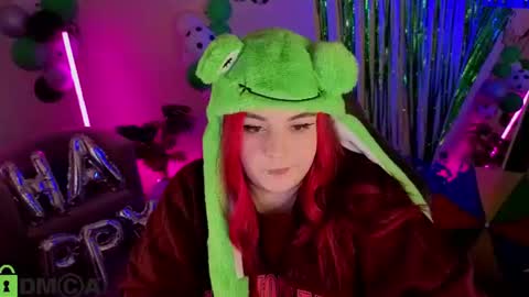 Mia online show from June 25, 1:38 am