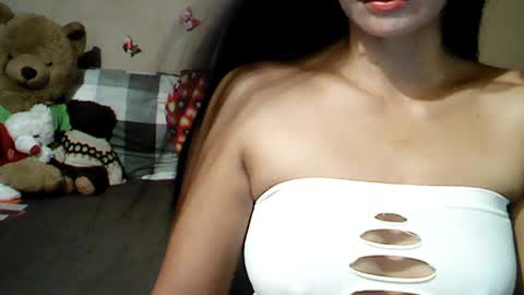 Snapshot of mia_rein chatting on July 26, 2:46 pm mia_rein online show from July 26, 2:46 pm
