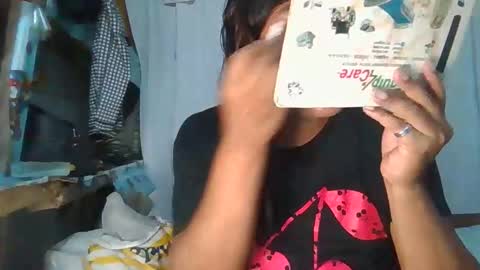 Snapshot of mia_revita chatting on May 5, 11:51 am mia_revita online show from May 5, 11:51 am
