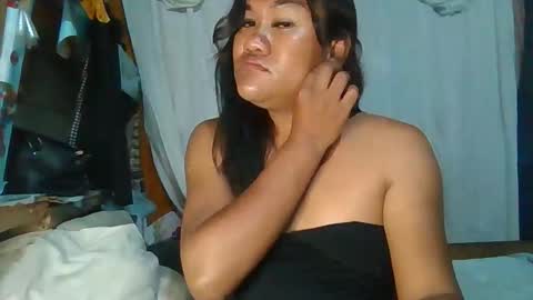 Snapshot of mia_revita chatting on May 10, 6:57 pm mia_revita online show from May 10, 6:57 pm