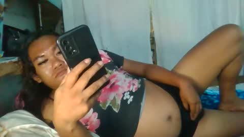 Snapshot of mia_revita chatting on May 16, 9:46 pm mia_revita online show from May 16, 9:46 pm