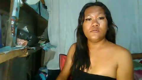 Snapshot of mia_revita chatting on June 6, 11:04 am mia_revita online show from June 6, 11:04 am