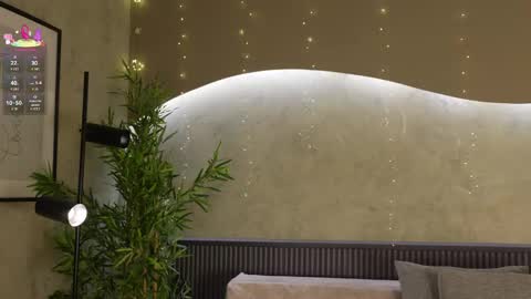 Snapshot of mia_rosalie chatting on May 23, 11:36 am mia_rosalie online show from May 23, 11:36 am