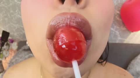 Mia Roux online show from February 20, 7:19 pm