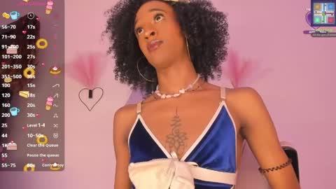 mia_royal online show from May 10, 2:33 pm