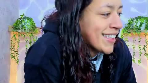 Snapshot of mia_scarlet7 chatting on June 12, 12:37 pm Mia . online show from June 12, 12:37 pm