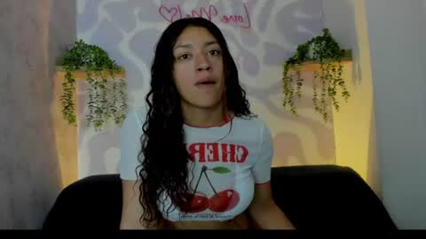 Snapshot of mia_scarlet7 chatting on July 18, 11:47 am Mia . online show from July 18, 11:47 am