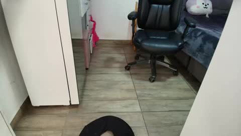 Snapshot of mia_sepulveda chatting on May 11, 3:40 pm Mia Sepulveda online show from May 11, 3:40 pm