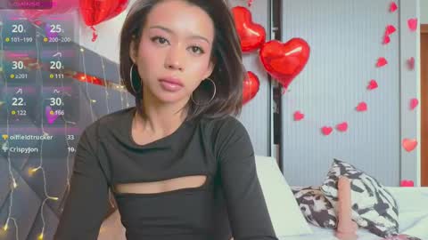 Mia online show from February 14, 6:34 am