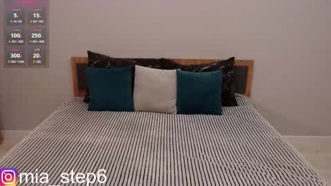 Snapshot of mia_stephan chatting on September 15, 6:08 pm mia_stephan online show from September 15, 6:08 pm