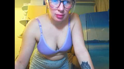 Mia. online show from November 14, 9:35 pm