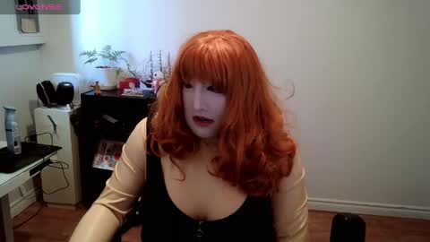 Mia the  Doll online show from May 20, 9:21 pm