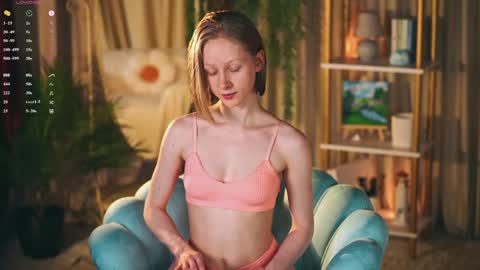 Snapshot of mia_vebes chatting on May 19, 4:57 pm Mia online show from May 19, 4:57 pm