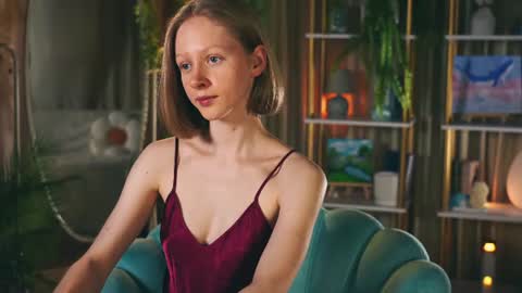 Snapshot of mia_vebes chatting on June 16, 5:04 pm Mia online show from June 16, 5:04 pm