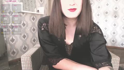 mia_wallase online show from January 2, 7:01 am